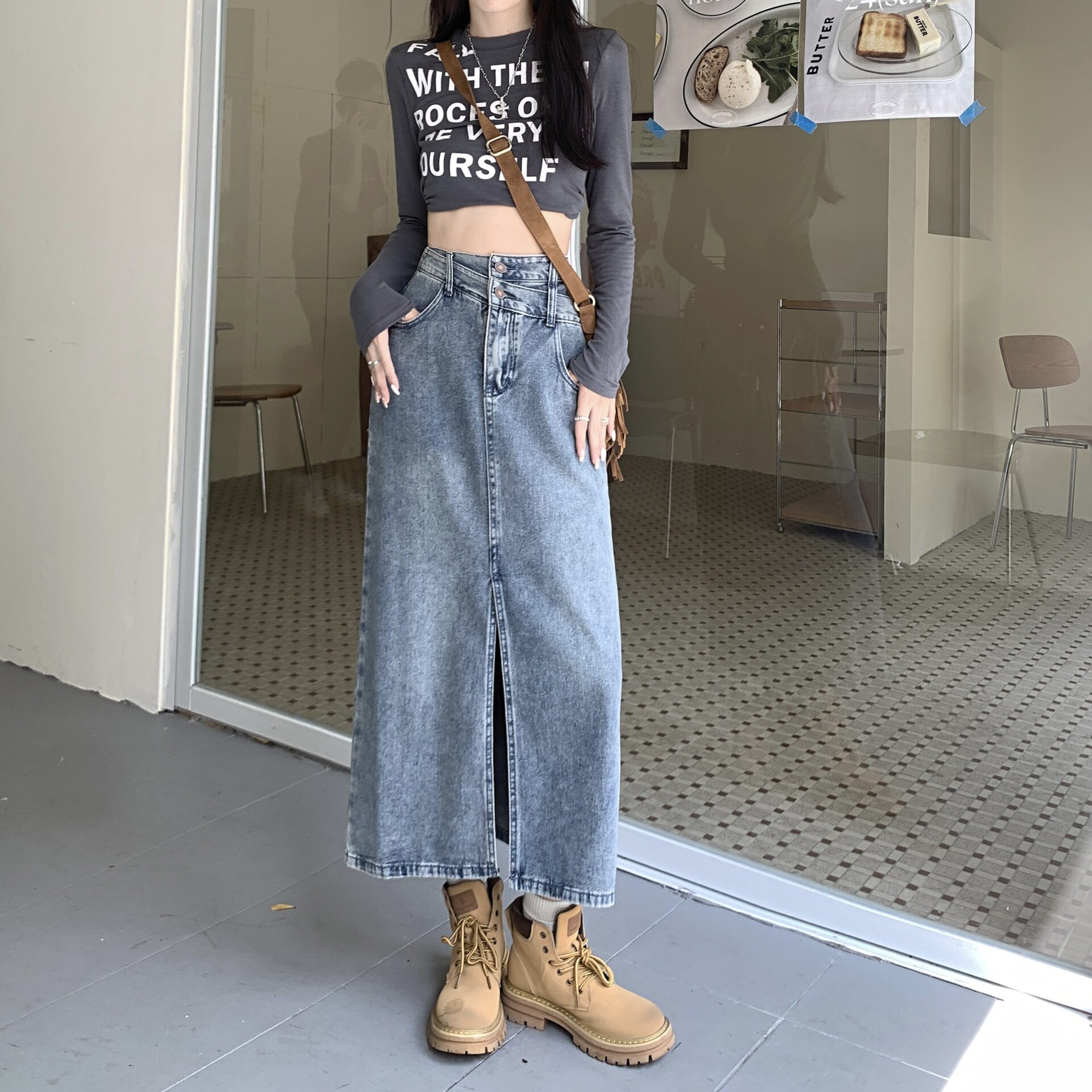 High Waisted Denim Midi Skirt Slim Fit Split Design A Line Silhouette Summer Casual Wear Wholesale Available