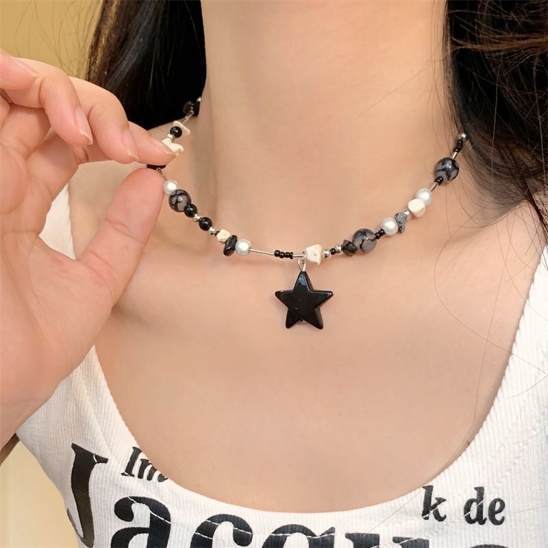 Dopamine Black Star Beaded Necklace Women's Dopamine Sweet Cool Style Light Luxury Niche Advanced Design Sense Clavicle Chain