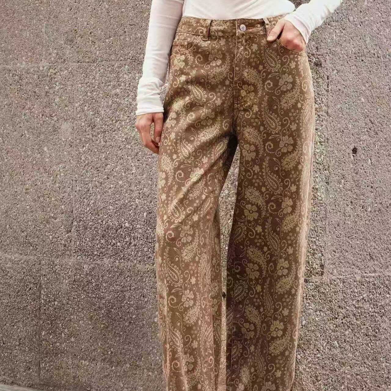 Casual Straight Leg Womens Trousers Slim Fit Stylish Design Comfortable Fabric Perfect for Everyday Wear Ready to