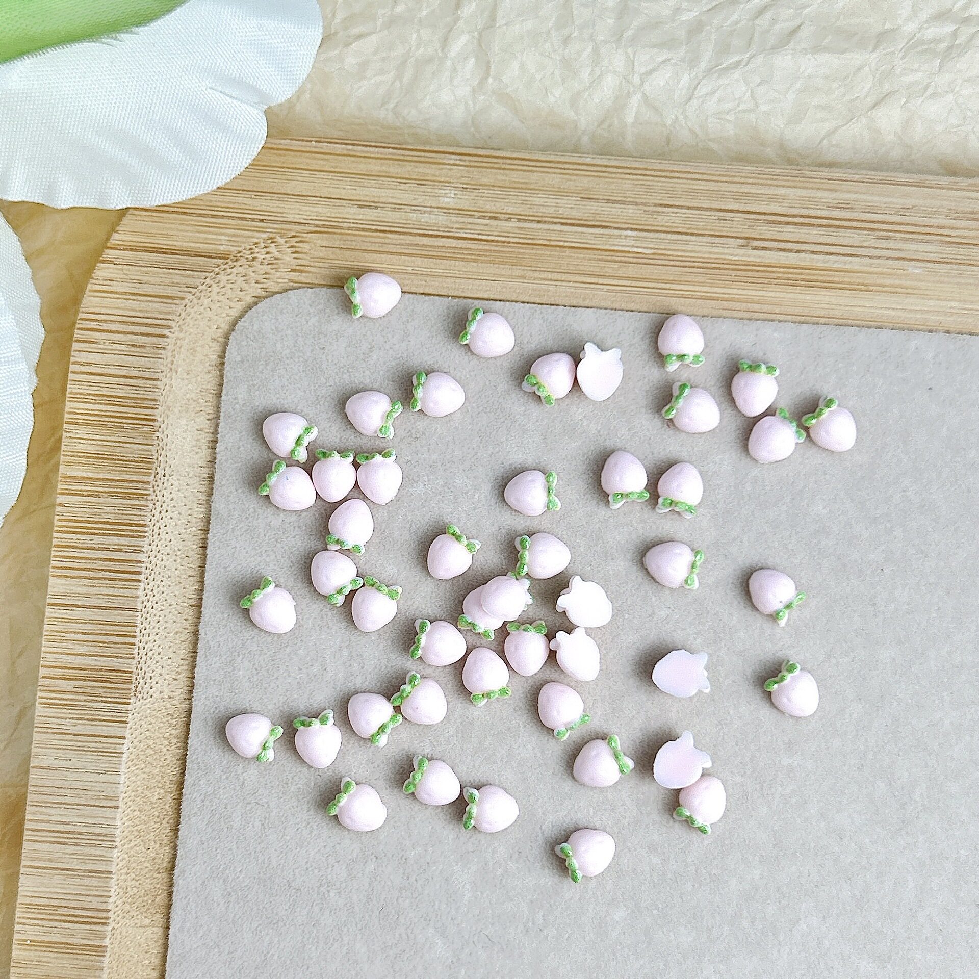 ライトピンク 5×6mm