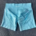 Ly-light blue