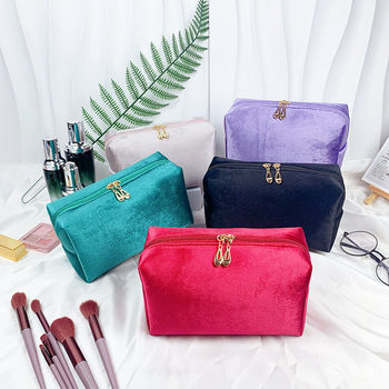 Cross-border Fashion Velvet Cosmetic Bag Portable Fluffy Clutch Bag Simple Wash Bag Dopamine Storage Bag