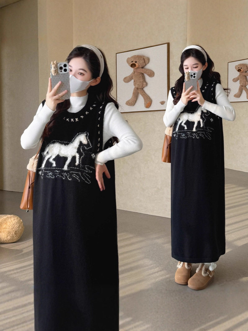 Knitted Dress Women's 2025 Autumn and Winter New Fake Two-Piece Black Skirt Long Skirt Vest Skirt + Bottoming Suit