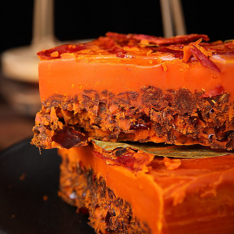 Chongqing handmade spicy butter hot pot seasoning commercial wholesale spicy small hot pot spicy hot pot maokei hot pot seasoning