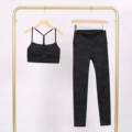 Camouflage y-shaped vest and nine-point pants suit