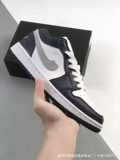 Putian High Version Pure Original AJ1 Low-top Board Shoes All-match Casual Shoes Men's and Women's Sports Running Shoes Fitness Basketball Shoes