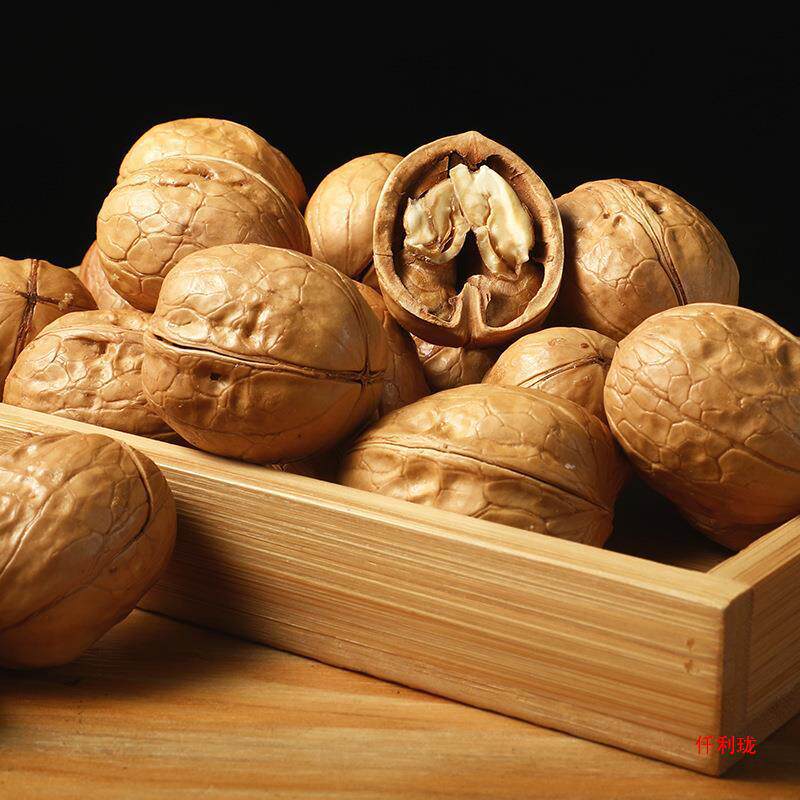 Hangzhou Thin-Shell Large Walnuts 2450g Original Xinjiang Thin-Skinned Roasted Nuts 2.5kg Bags 2023 New Arrival