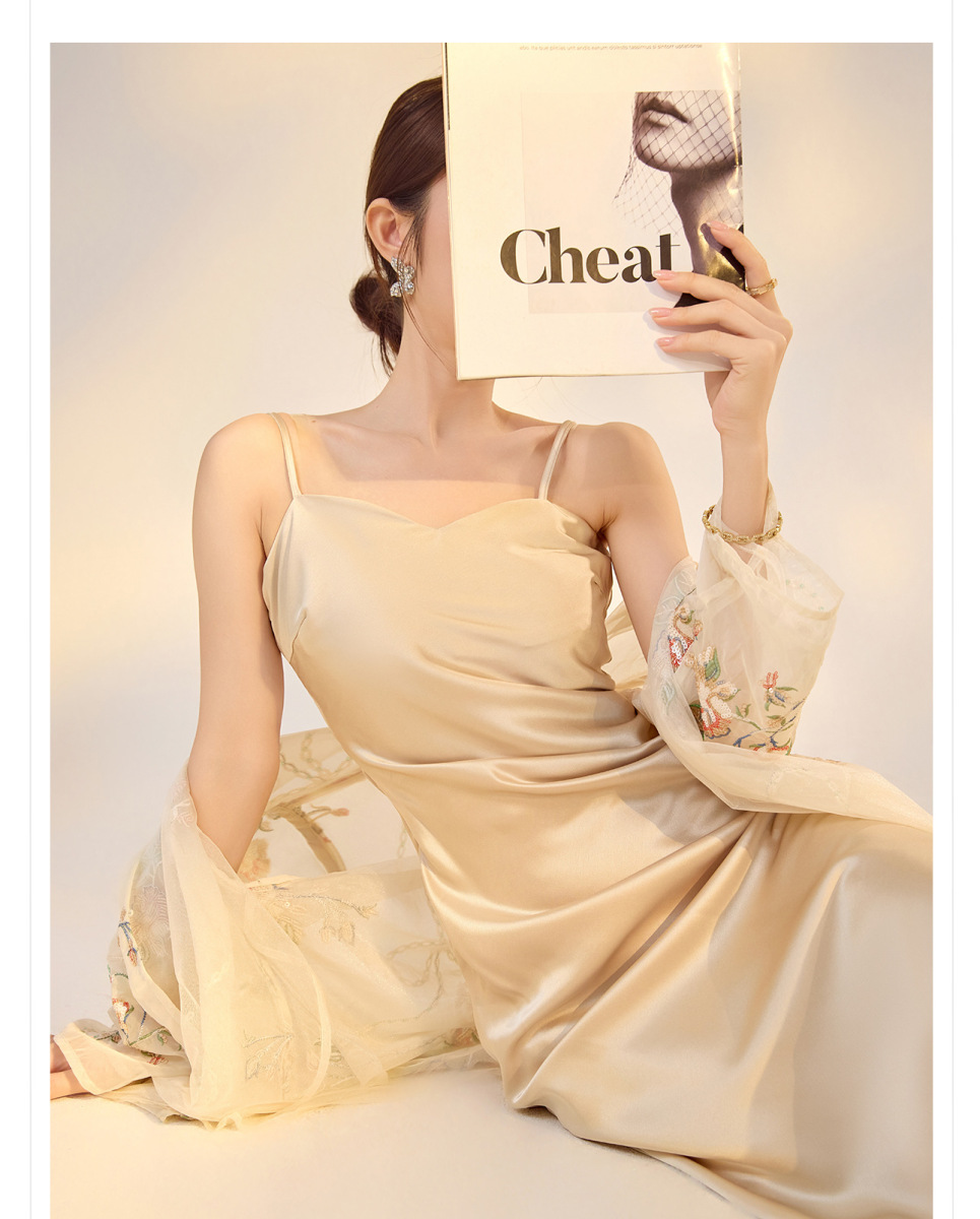Đầm dây dài nữ cổ chữ V dáng chữ A cạp cao phong cách quý phái — Bột hoa đào (Giao hàng trong 7 ngày), Bột Tao Yao (phát hành trong cùng ngày), Màu hoa mai sen (giao hàng trong 7 ngày), Màu hoa mai sen (phát hành cùng ngày)
