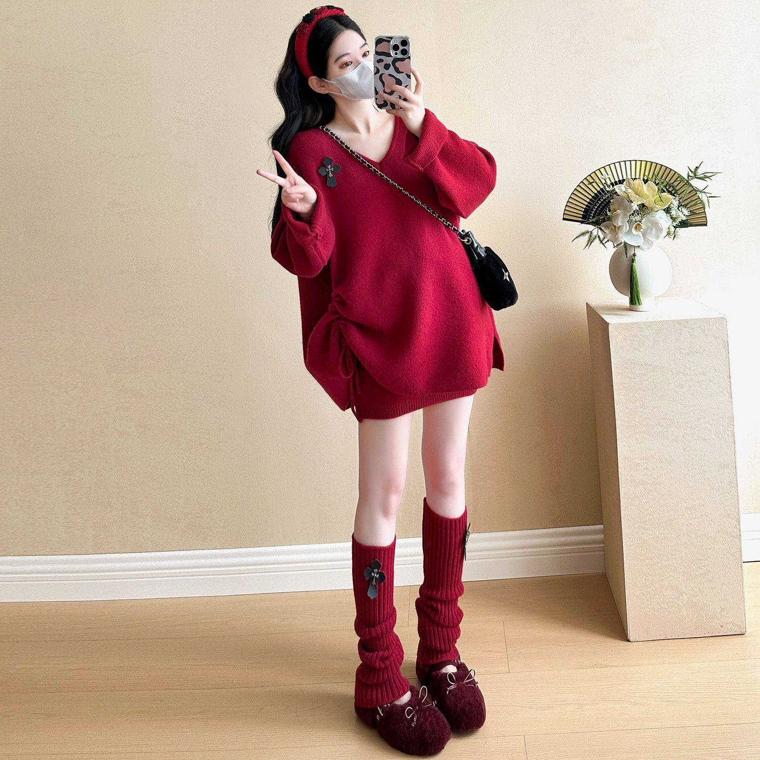 Maternity Suit Fashionable and Fashionable Autumn and Winter New Casual Knitted Sweater Short Skirt Red Three-Piece Winter Set