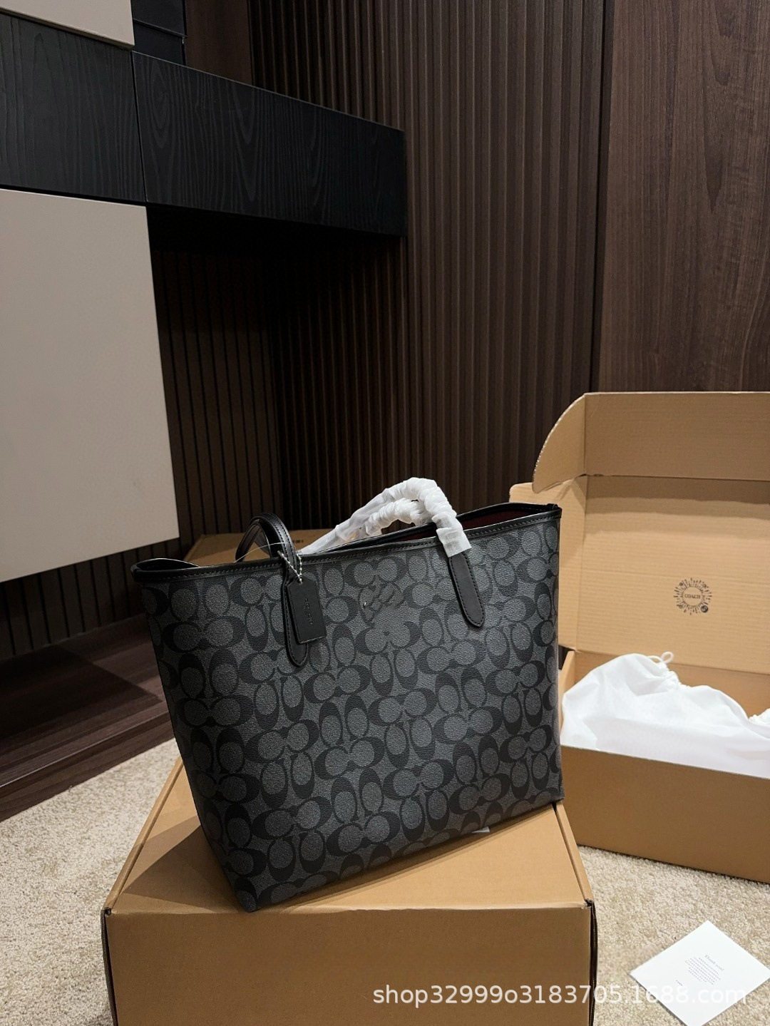 ブラックグレー