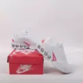 Max boutique-40