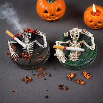 Personalized Halloween Flower Skull Ashtray, Trendy and Cool Gift for Boys, Resin Desktop Ornament, Home Decoration