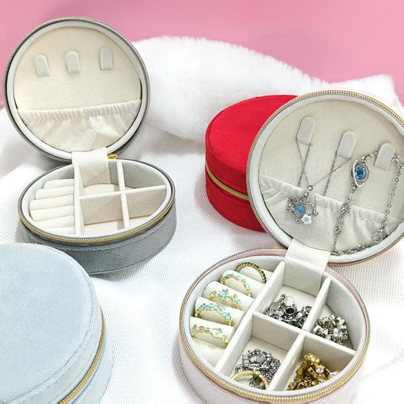 Red Velvet Portable Jewelry Box for Women, High-End Korean Small Simple Earrings, Rings, Jewelry Storage, Souvenirs