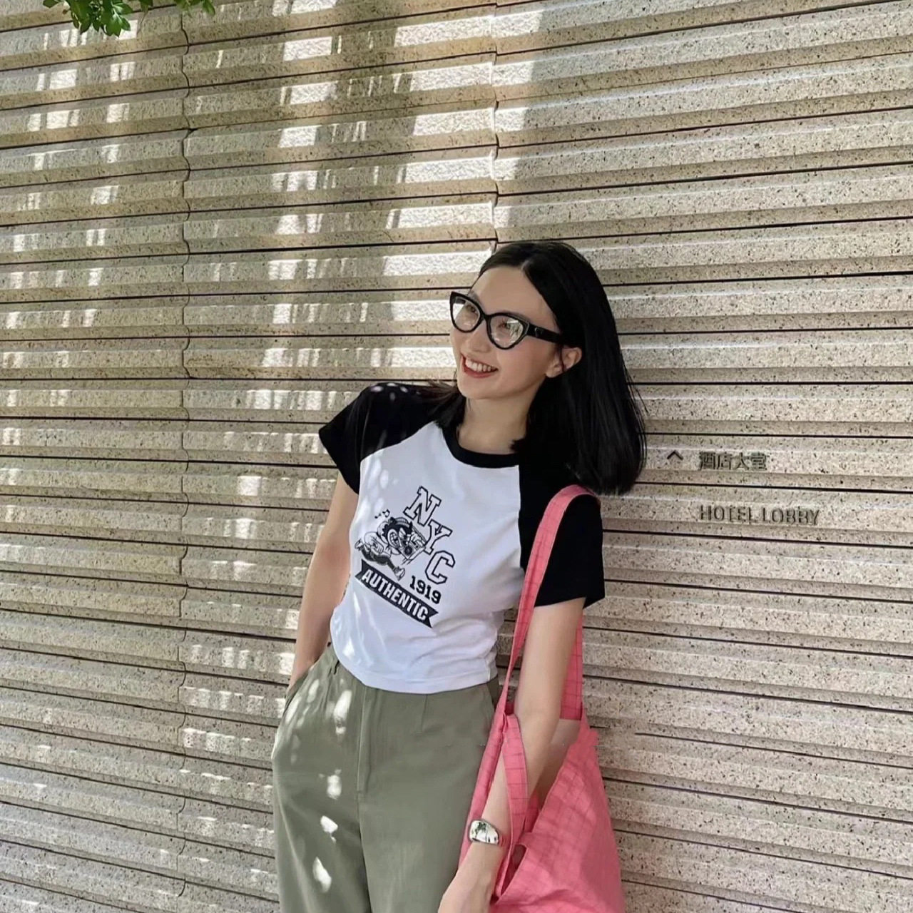 Retro black frame cat-shaped love plain beauty artifact glasses frame American cat eye hot girl square round face slimming myopia glasses for women