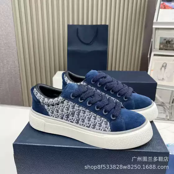 High version D embroidery letter board shoes 2025 new printed color blocked canvas casual shoes thick soled white shoes