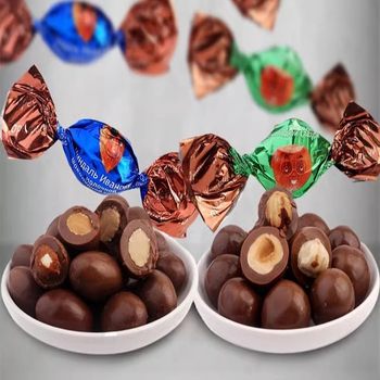 Russian Imported Whole Hazelnuts, Hazelnut Kernels, Almond Mixed Kernels, Black and White Chocolate Beans, Nutritious Mixed Candy, Wedding Candy