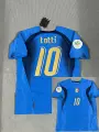 2006 italy home number 10 totti + armband