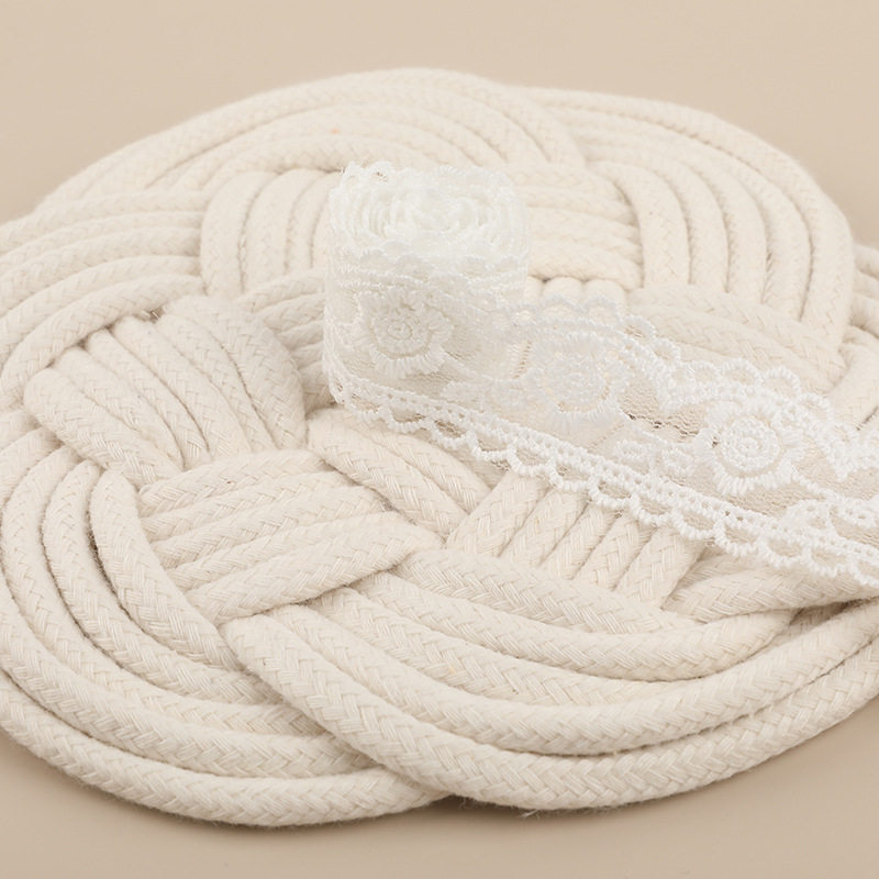 Popular Water-soluble Embroider Lace, Polyester Mesh Embroider Lace, Water-soluble Lace Accessories for Cuffs and Necklines in Stock