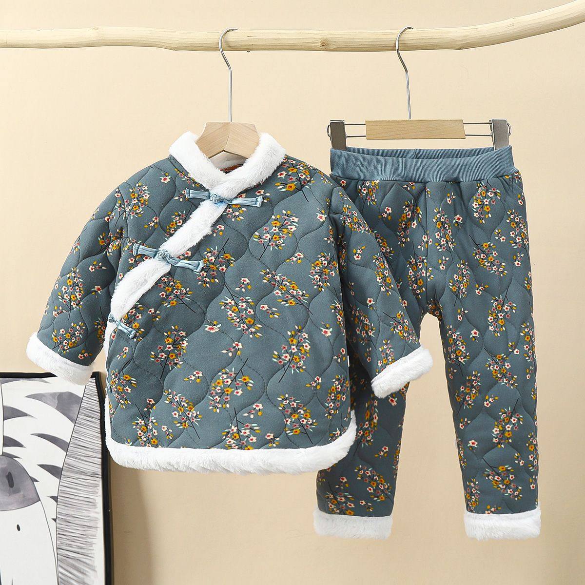 Girls' Winter Cotton Jacket, Viral Floral Print Padded Set, Baby Spring Festival Outfit, Thickened Northeast Style Floral Cotton Coat Set