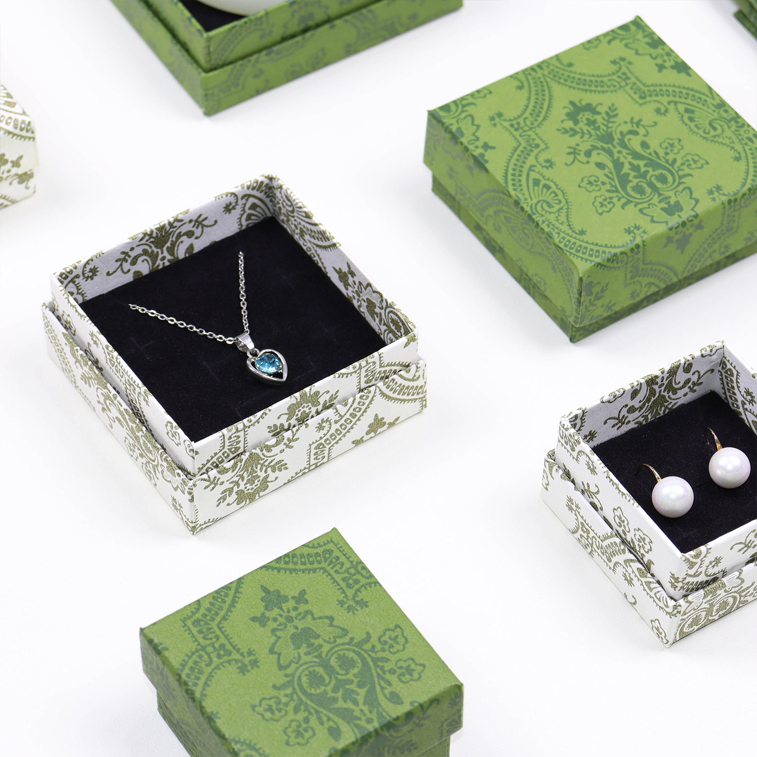 Popular European Pattern Series Jewelry Boxes, Universal Packaging Boxes for Various Accessories, Large Quantities in Stock from the Source Factory