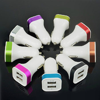 New dual-mouth pacifier aluminum alloy square car charger 2.1a car charger dual usb bullet metal car charger