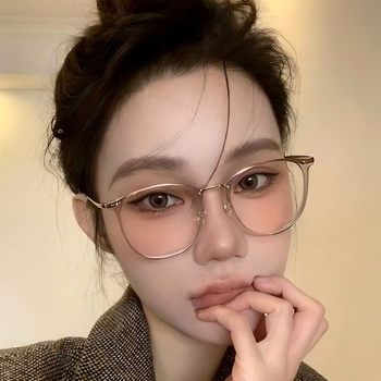 Cold Brown Ultra-Light Large-Frame Glasses for Women with Myopia Can Be Equipped with Prescription Plain Face-Showing Small Round-Frame Glasses Frames to Prevent Blue Light