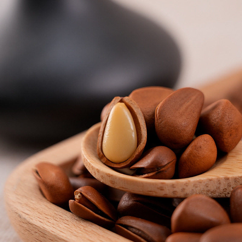 Non-Fried Roasted Pine Nuts 5kg Bulk Large Capsules Canned Hand-Peeled Shelled Red Pine Nuts Original Snack Nuts Now