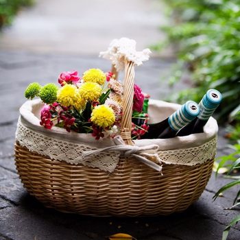 Rattan Woven Basket Woven Portable Shopping Outing Props Picnic Storage Basket Fruit Flower Basket Picnic Basket with Lid Basket Small
