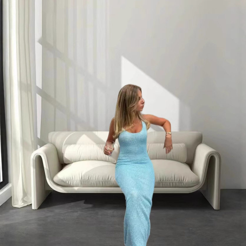 Fashionable Sleeveless Bodycon Dress U Neck Slim Fit Comfortable Fabric Perfect for Parties and Casual Outings