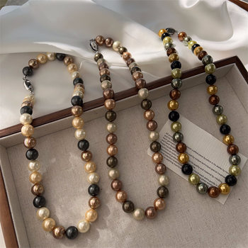 Yuanyou Autumn and Winter Retro Dark Curry Color Cocoa Candy Mailladschi Pearl Mixed Color French Light Luxury Gradient Necklace