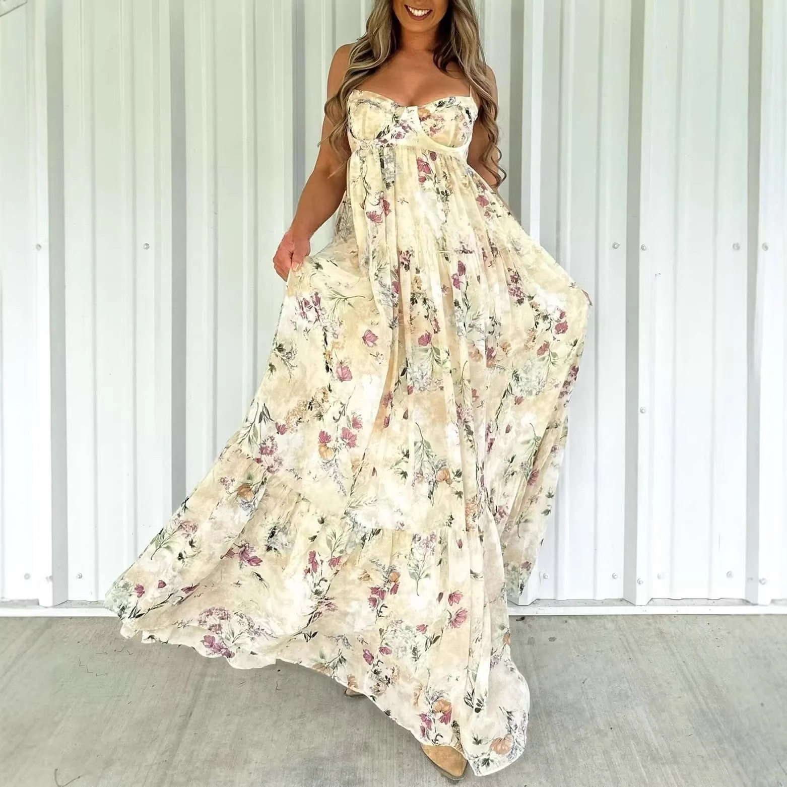 Sleeveless Backless Floral Maxi Dress Elegant Design Summer Style Lightweight Fabric Wholesale Available
