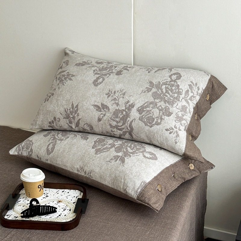 Class a Thickeneded Linen Four-Piece European Retro Double-Layer Yarn Button Raw Cotton Autumn and Winter Quilt Cover Student Three-Piece Set