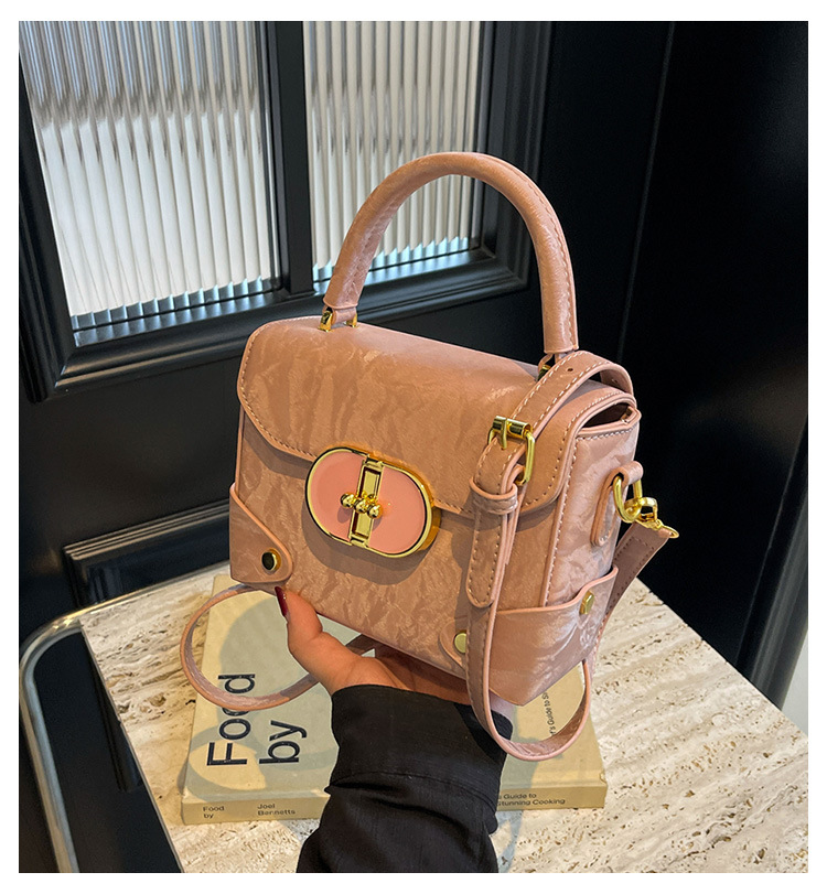 O1CN01Yv8xlJ1k9d5eq97aM !!2216095894641 0 cib