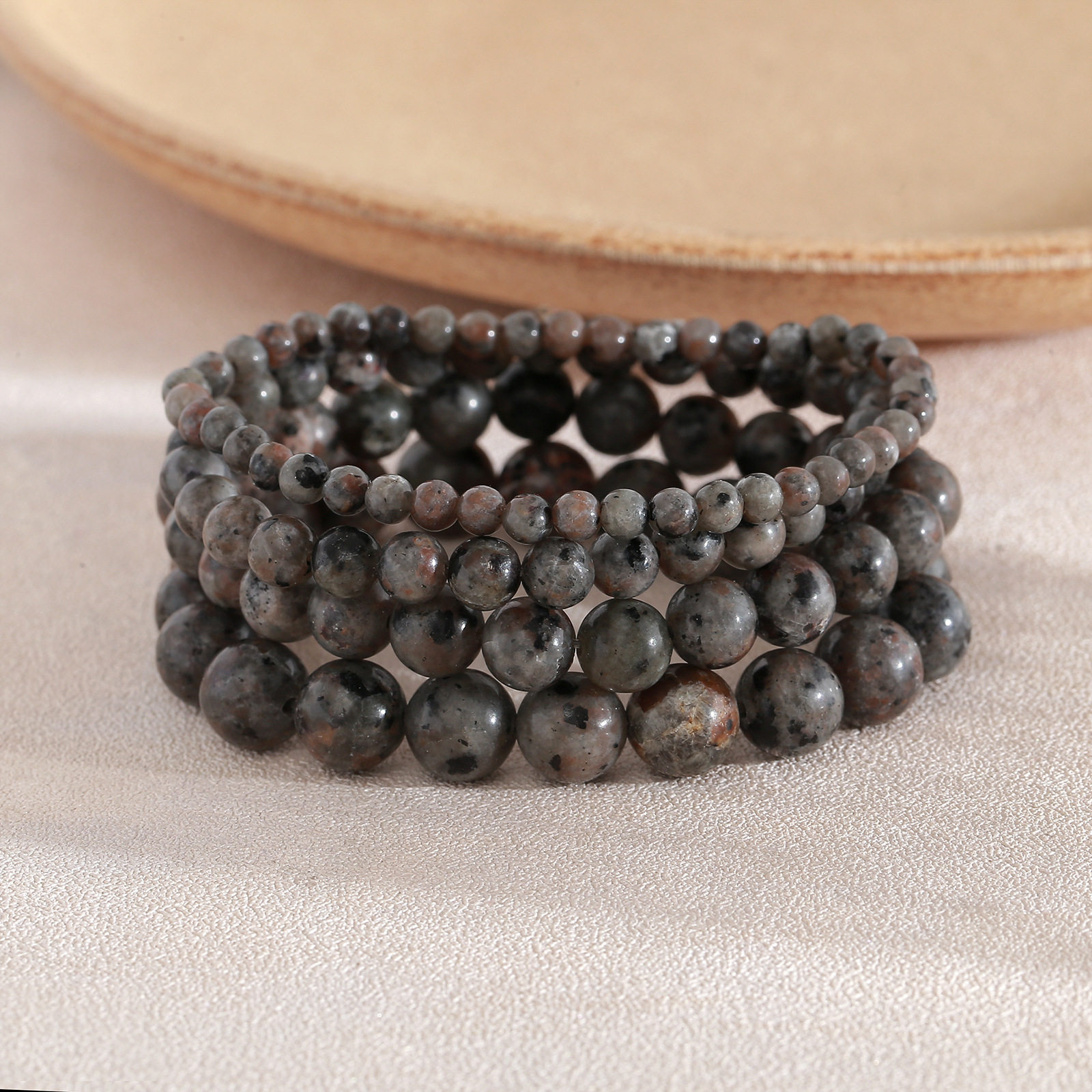Cross-border 8mm Natural Flame Stone Bracelet Men's Stretch Bracelet Batch Trend Aggressive Round Bead Bracelet