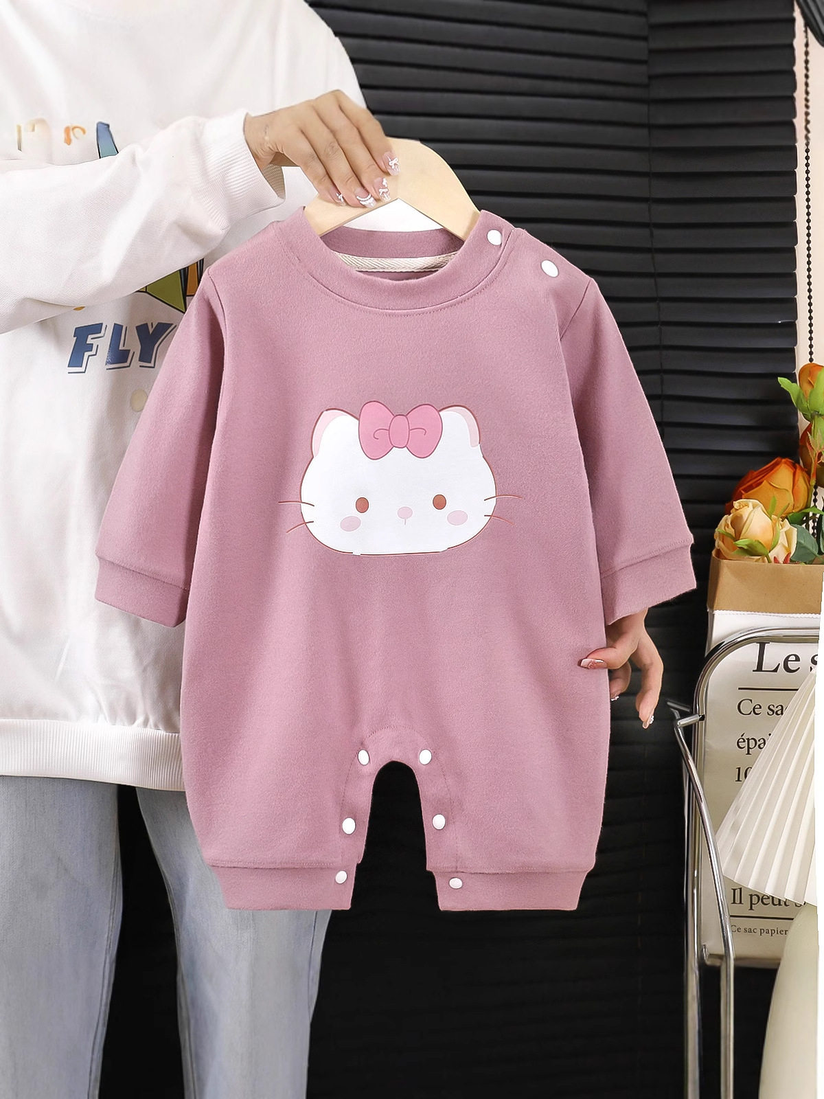 Baby Romper, Spring & Autumn Outerwear, Newborn Long-Sleeve Jumpsuit with Snap Buttons for Easy Diaper Changes