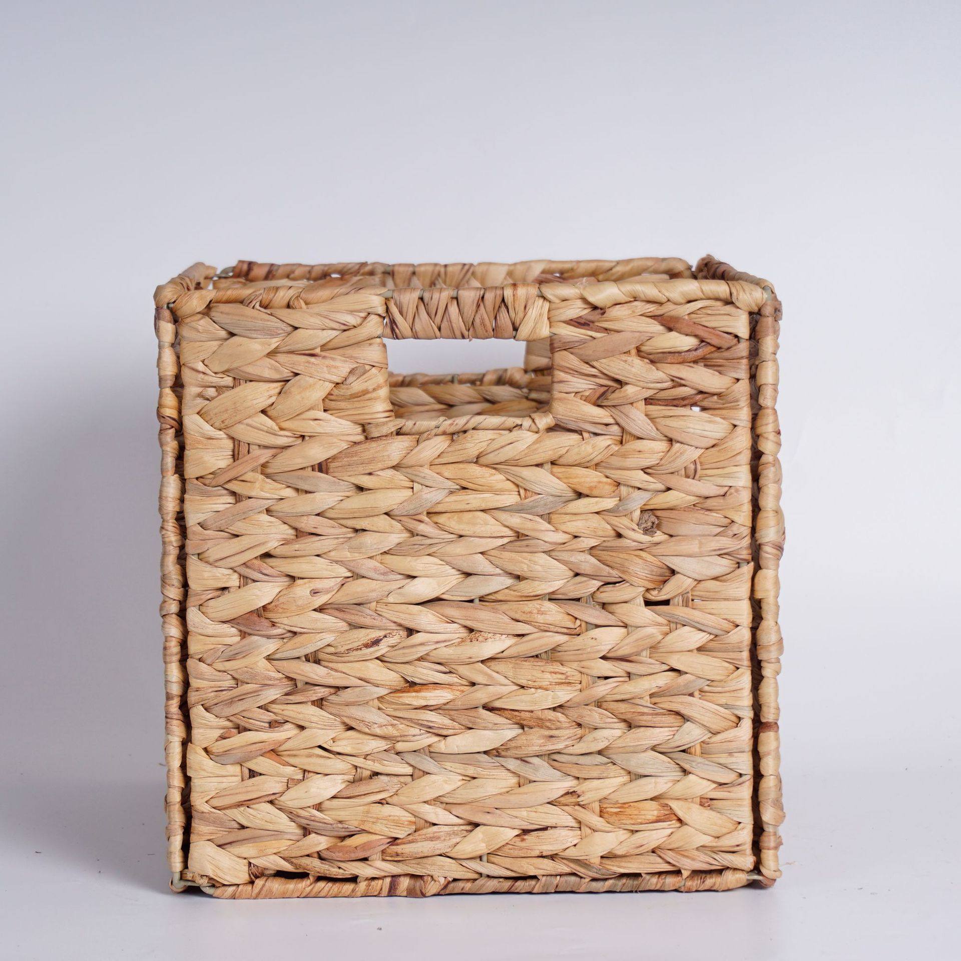 High Quality Water Hyacinth Grass Storage Frame Grass Braided Storage Basket Storage Basket Foldable Storage Basket Amazon Hot Sale