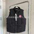 Black red label vest