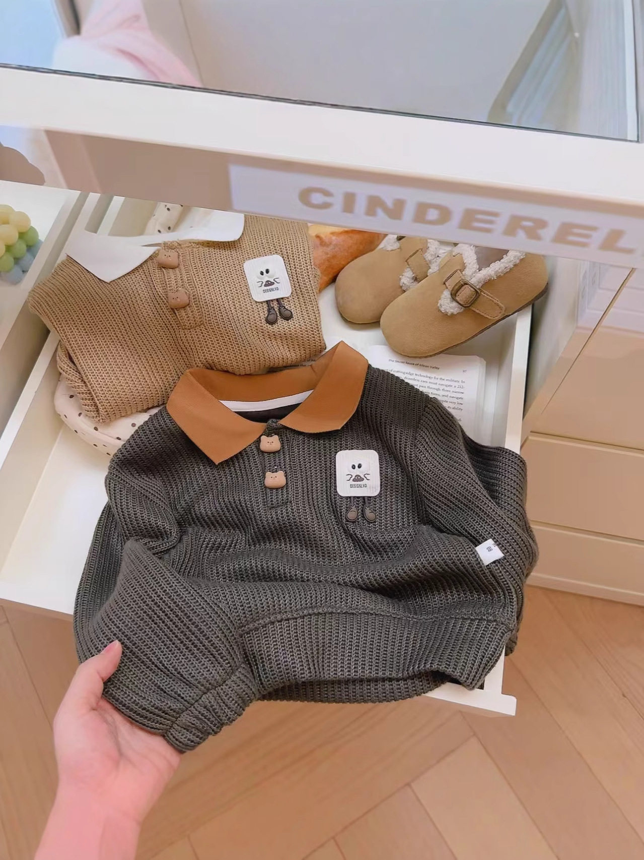 Spring & Autumn Boys & Girls Knitted Embroidered V-Neck Hoodie, Viral Trendy Korean Style Long-Sleeve Top