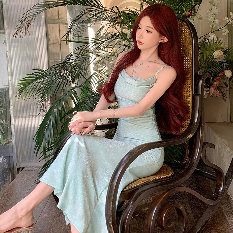 (Mới) Mã B1065 Giá 770K: Áo Hai Dây Nữ Guryt Sexy Gợi Cảm Sexy Hàng Mùa Hè Kiểu Đuôi Cá Hai Dây Hở Vai Thời Trang Nữ Chất Liệu G02 Sản Phẩm Mới, (Miễn Phí Vận Chuyển Toàn Quốc).