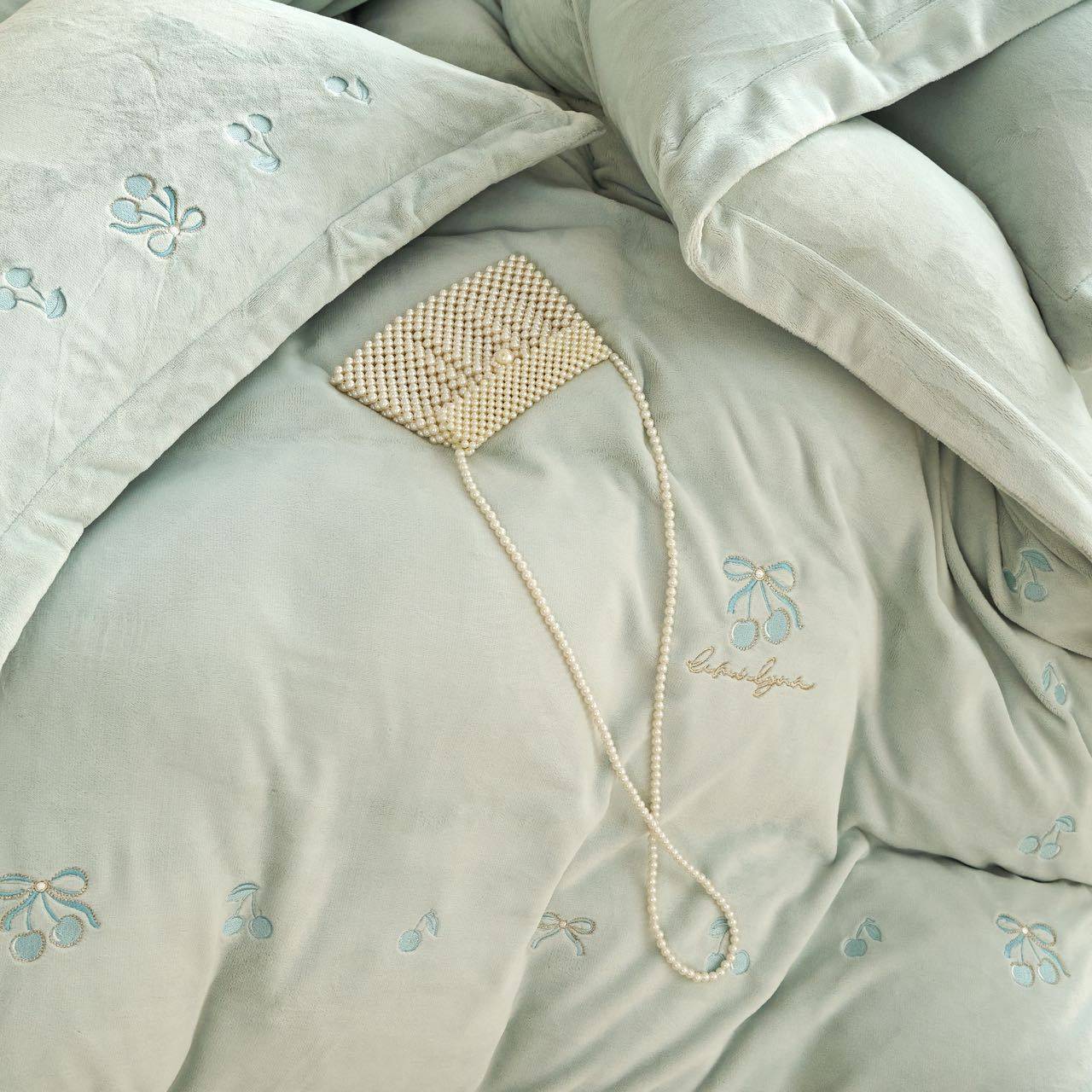 New Thickeneded Embroidered Milk Velvet Four-Piece Set Fully Matte Type a Autumn and Winter Thickeneded Four-Piece Bed Bed Sheets Bed Cover Set