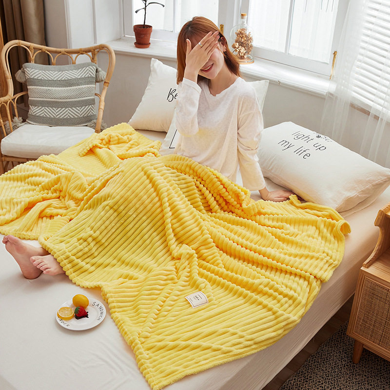 New Magic Velvet Blanket Thickened Warm Blanket Coral Velvet Milk Velvet Nap Blanket One Blanket Multi-use Gift Blanket