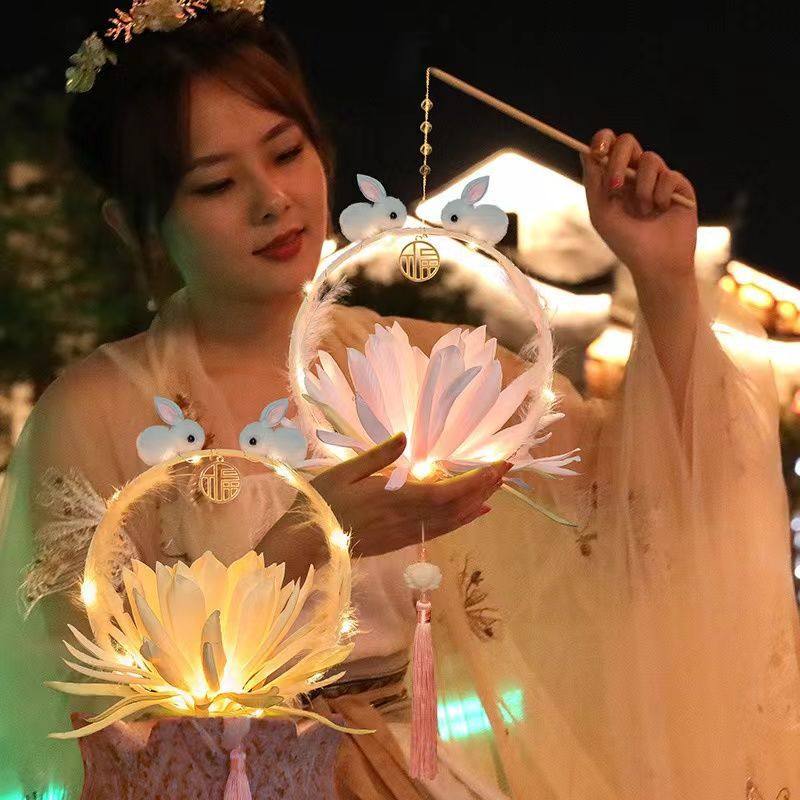 Trendy Mid-Autumn Festival Handheld Lantern Finished Rabbit Lantern Children's Ancient Style Jade Rabbit Lantern Toy Night Market Stall Wholesale