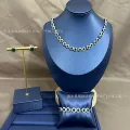 Platinum green diamond set without packaging