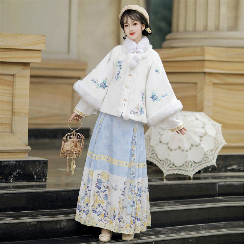 Luozhu Original Ming-Style Hanfu for Women 2025 New Autumn and Winter Mamian Skirt Set, Daily Improved Version, Super Fairy-Like Ancient Costume