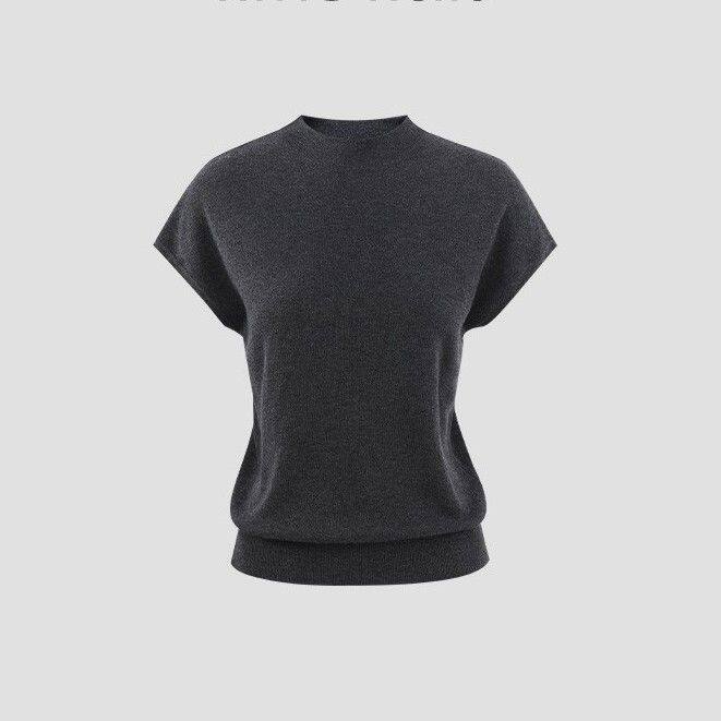 เสื้อถักแขนสั้น คอปกครึ่งสูง สไตล์เกาหลี แบบเรียบง่าย สำหรับผู้หญิง ปี 2026 ดีไซน์ใหม่ฤดูร้อน ทรงสลิมฟิต แนวเฉพาะกลุ่ม เรียบง่าย ใช้งานได้หลากหลาย