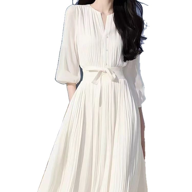 Elegant White Chiffon Dress Soft Fabric Feminine Fit French Style Perfect for Summer Casual Occasions Wholesale