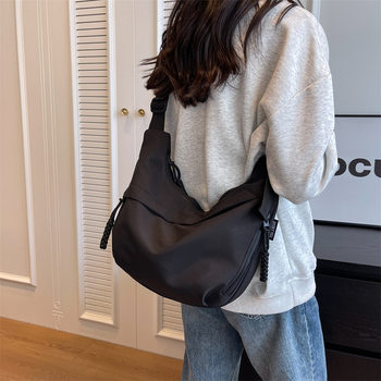 Casual Oxford Cloth Dumpling Bag Women's Bag 2025 Spring and Summer New Campus Sports Style All-match Commuter Shoulder Crossbody Bag