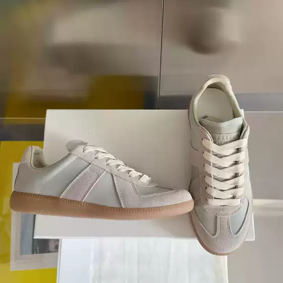 2026 New Model Genuine Leather German Training Shoes, Flat Casual Sneakers, Versatile Retro Shoes, Cross-Border Foreign Trade Sports White Shoes