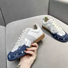 Guangzhou High Edition Graffiti MM6 Unisex Couple Sports Casual Shoes Cowhide Stitching German Training Shoes Women's Running Shoes