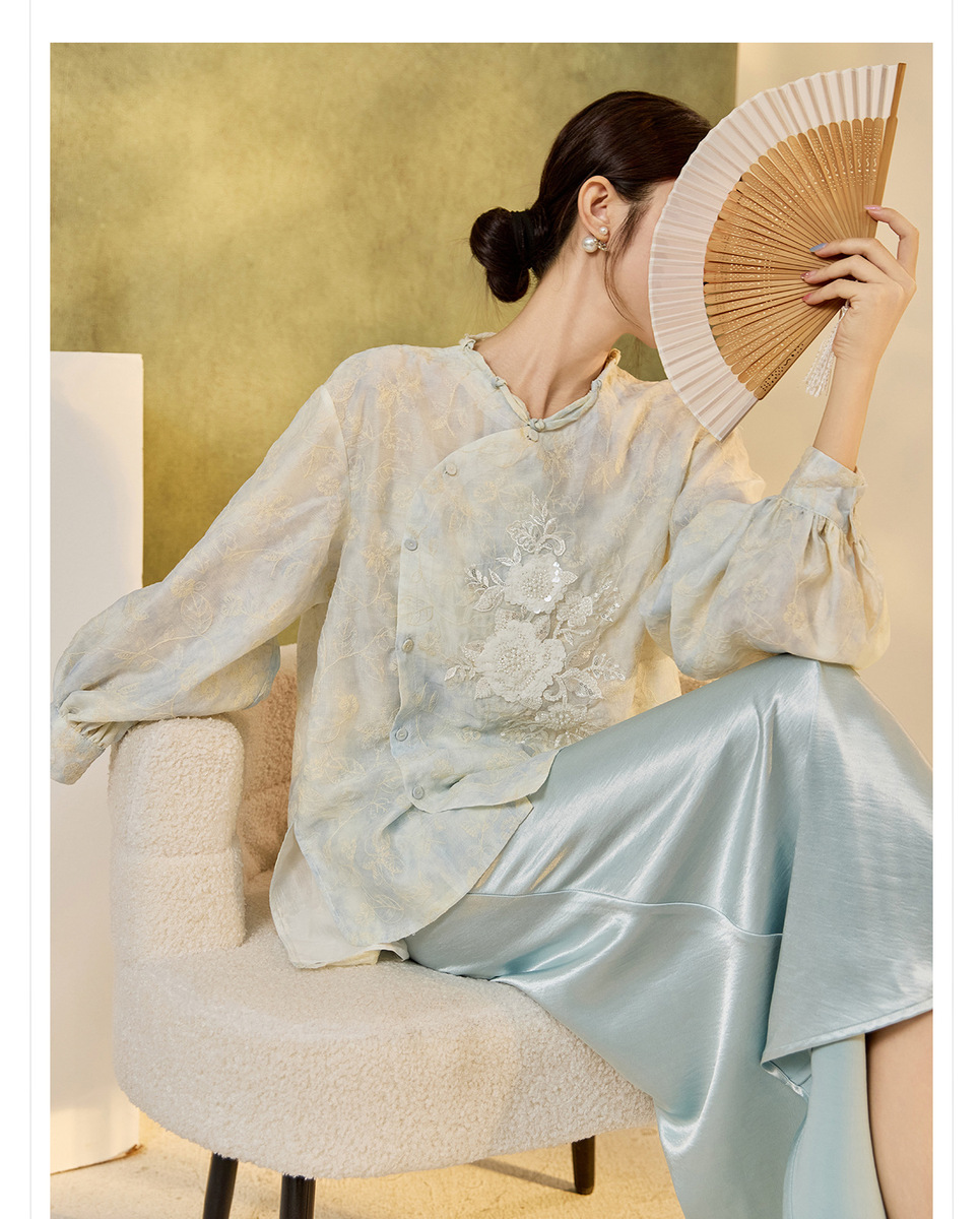 Áo sơ mi nữ dài tay thêu hoa cổ tròn phong cách thanh lịch — Cloud Water Blue (Giao hàng ngay hôm nay), Cloud Water Blue (Giao hàng trong 7 ngày)